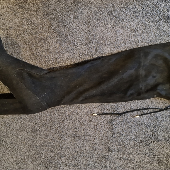 🎉HOST PICK🎉 Black Boots - Picture 3 of 4